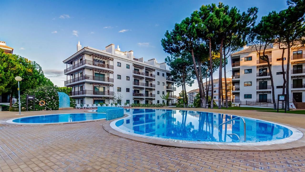 Praia Da Falesia - Falesia Beach - Apartment Netflix And Hbo アルブフェイラ エクステリア 写真